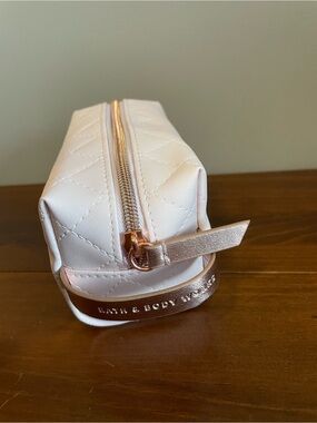 New Bath & Body Works Blush Quilted Cosmetic Pouch